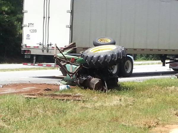 UPDATED: Semi vs Tractor on US 231