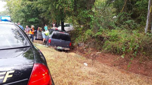 SUV in Ditch on Fortner Street