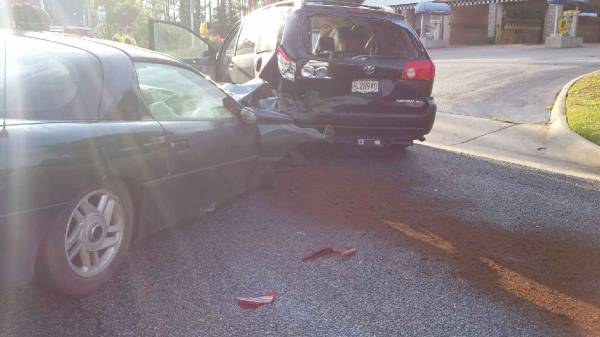 Motor Vehicle Crash on Hartford Hwy