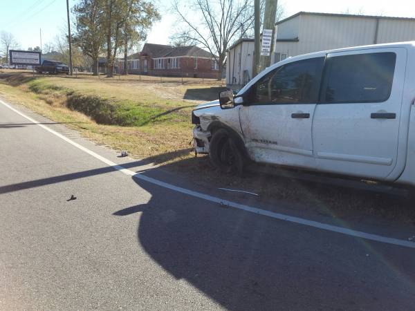 Three Vehicle Crash on Cottonwood at Saunders