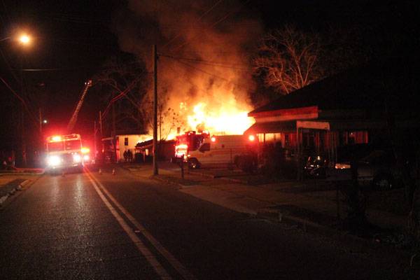 UPDATED  at 8:00 PM -  Structure Fire On East Newton Street In Dothan