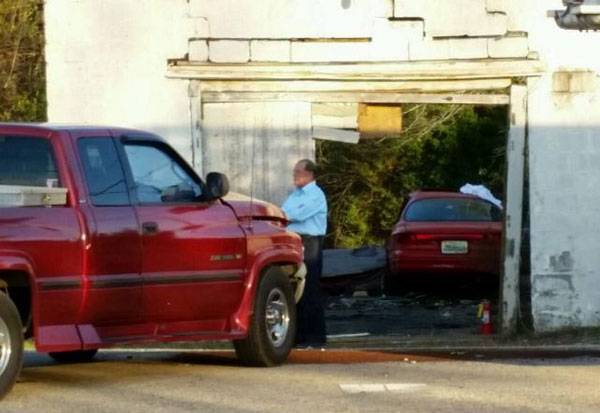 UPDATED: Vehicle vs Building in Dale County
