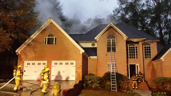 Structure Fire at 100 Mulberry Court