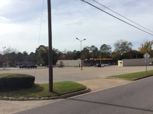 11:19 AM. Bomb Threat At Food Depot In Dothan