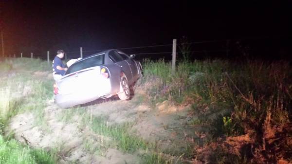 10:03 PM... Vehicle in Ditch on Hardy Road