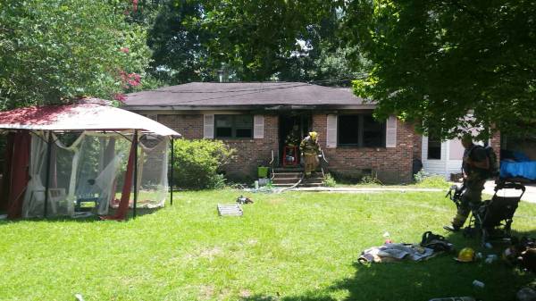11:58 AM Structure Fire on Glenwood Drive