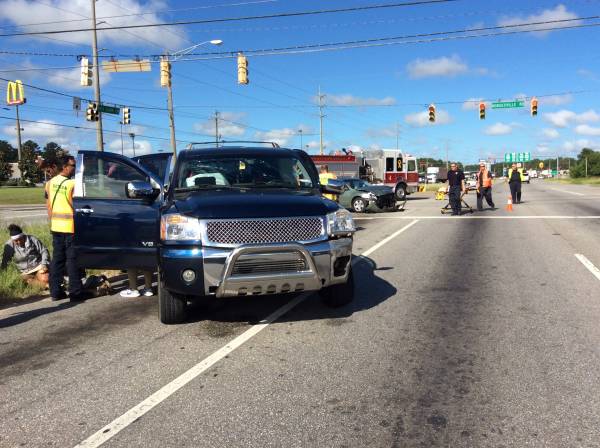 9:18 AM.   Accident Hodgesville Road and Ross Clark Circle