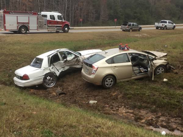 UPDATED @ 8:17 AM w PICTURES.   7:55 AM.   Serious Critical Accident In Henry County
