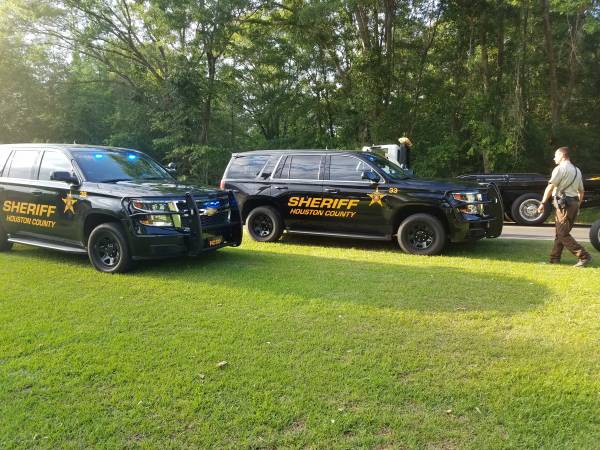 UPDATED @ 5:38 PM  5:32 PM   Houston County Sheriff Units In Chase