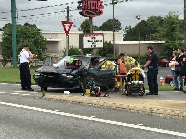 UPDATED @ 2:50 PM. :2:06 PM     Motor Vehicle Accident On Highway 231 S and Inez Road