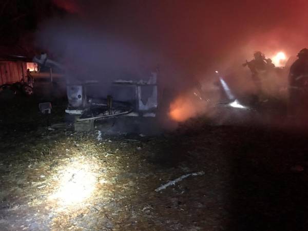 Early Morning Fire Destroys Travel Trailer in Lucy