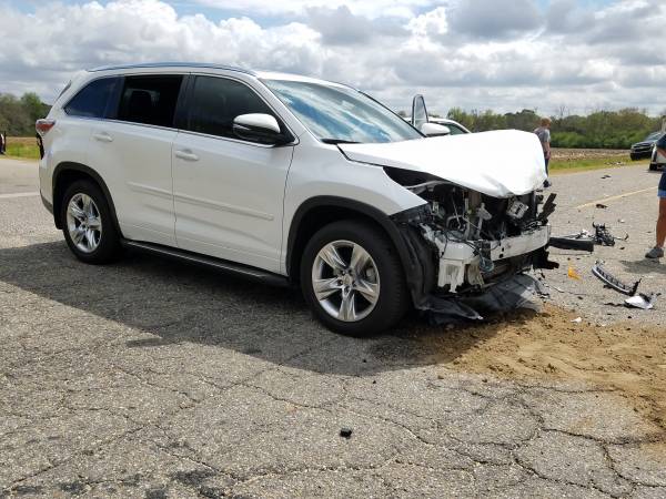 12:17 PM.  Motor Vehicle Accident On Willie Varnim Road