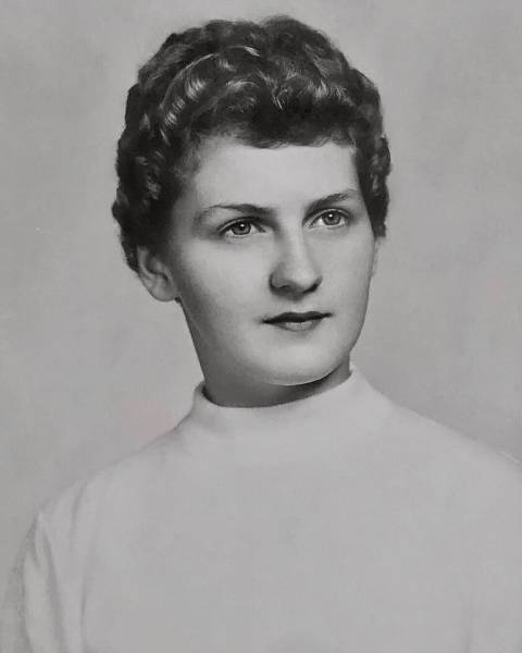 Mrs. Elizabeth Anne Scarbinsky of Ozark, AL