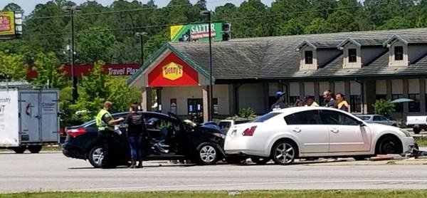 1:07 PM... Minor Motor Vehicle Accident at South Oates and the Circle