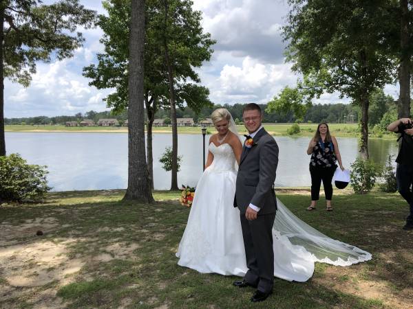 United In Marriage At LakePoint In Eufaula