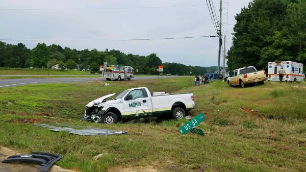 Motor Vehicle Accident on US 84 at County Road 9 in Bay Springs