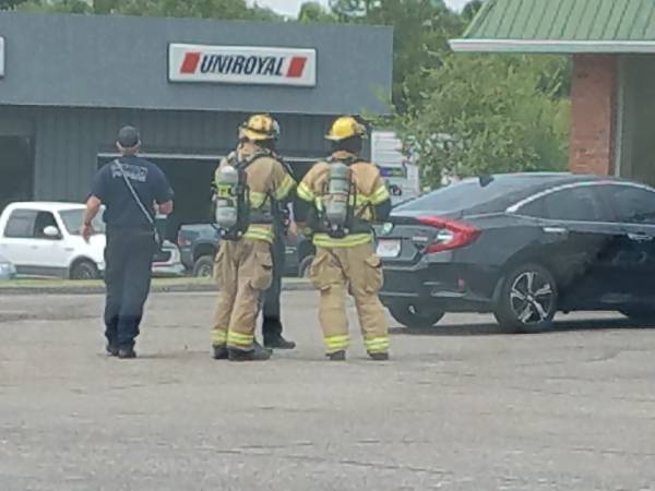 UPDATED at 11:42 AM... Dothan Fire Repond to a Strong Chemical Smell in the 1800 Block of South Oates