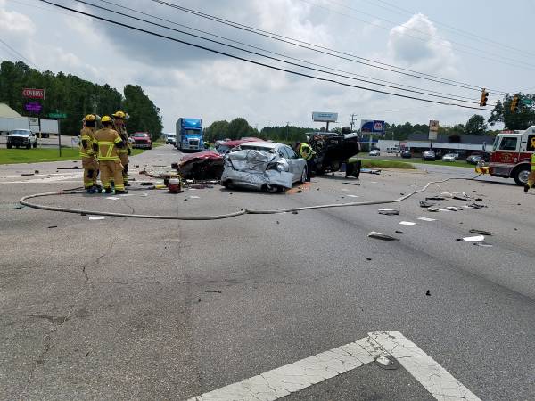 UPDATED @ 1:45 PM    12:50 PM    Multiple Vehicle Accident - Entrapment - Serious Injuries