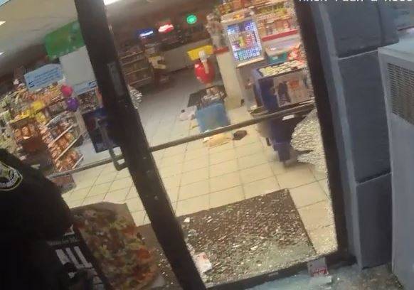 Burglar Smashes Store Front Door for Two Packs of Cigarettes