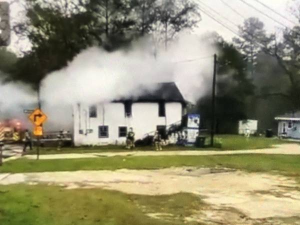 8:48 AM    Structure Fire on Lake Street in Dothan