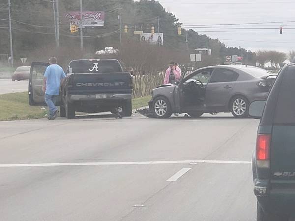 Afternoon Accident on Highway 231 South at Inez Road