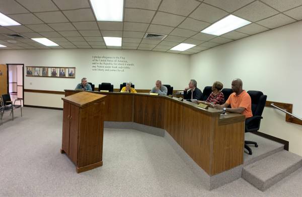 UPDATED @ 6:26 PM.    Daleville City Council Meeting Could Result In Law Enforcement Changes