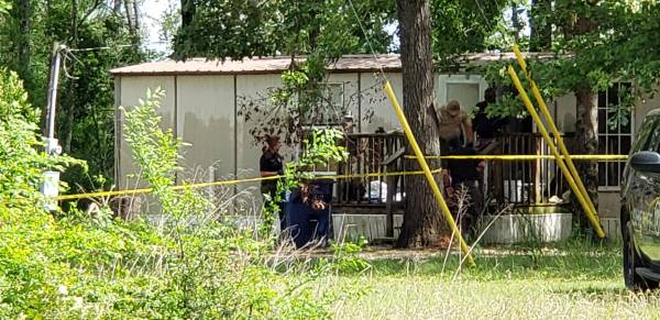 UPDATED w/Pictures @ 4:51 PM     Possible Murder South County 81 In Houston County