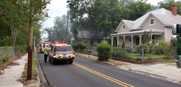 5:42 PM... Structure Fire 700 Block of Appletree Street