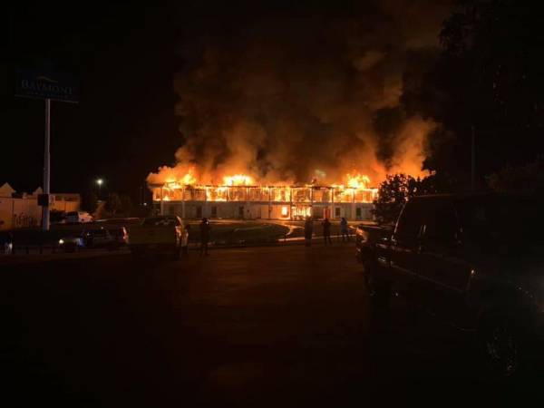Greenville Al Motel Fire - Motel Destroyed
