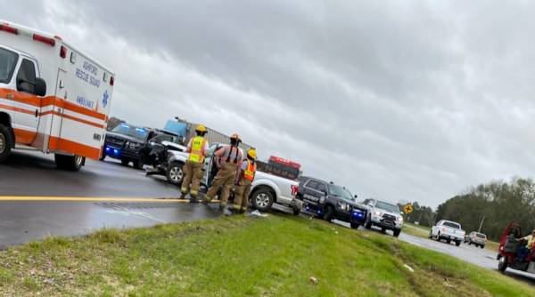 1:00 PM. Motor Vehicle Accident on US 84 at the Inland