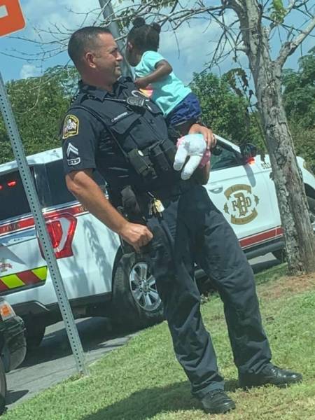 A Side Of Dothan Police Officer's The Media Does Not Cover - THANK YOU Erin Wilson