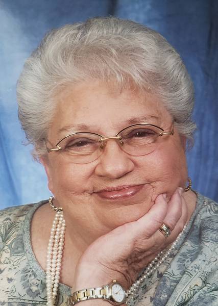 Mrs. Betty Louise Gandee of Ozark