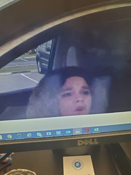 Lynn Haven Police are Asking for the Public’s help in Locating and Identifying Suspect in picture