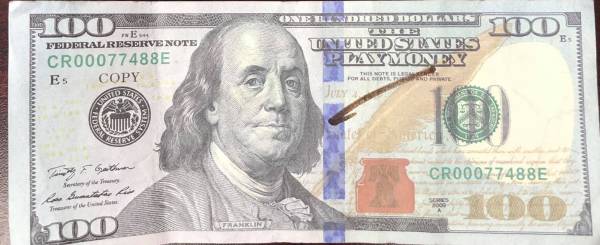 Local Business Owners Please be on the Lookout for Fake Currency going around the City