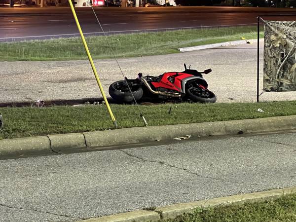 UPDATED @ 11:33 PM   9:14 PM    Critical Motorcycle Wreck Montgomery Highway