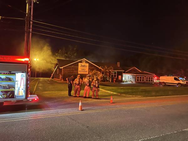 11:12 PM     Working Structure Fire - Zack's Family Restaurant - Dothan