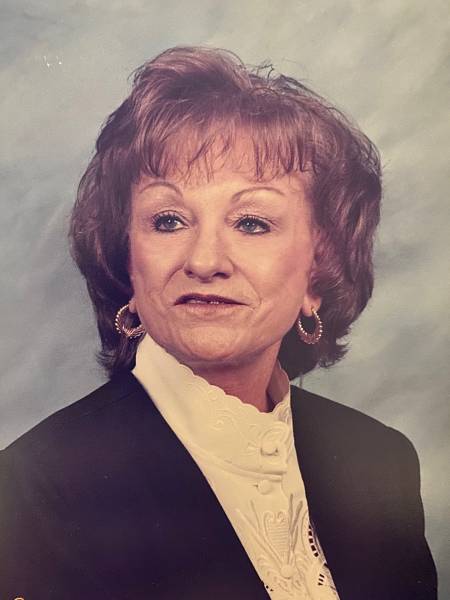 Mrs. Sharon Lee “Gee” Simpson Heath of Ozark