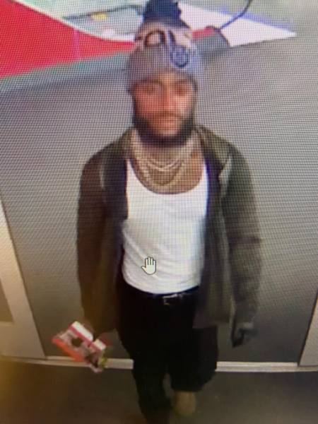 Birmingham Police need help with Information on the Identity of the Suspectin Robbery