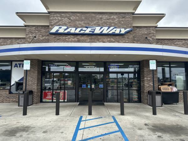 Race Way Corporate Manager Comes to Dothan