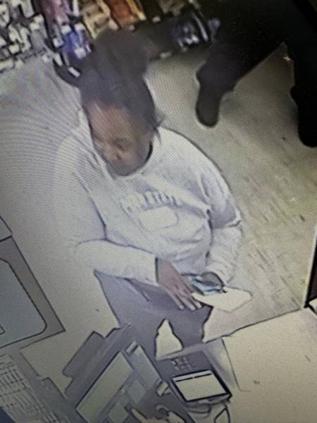 Hartford Police need your Help Identifying these two Female